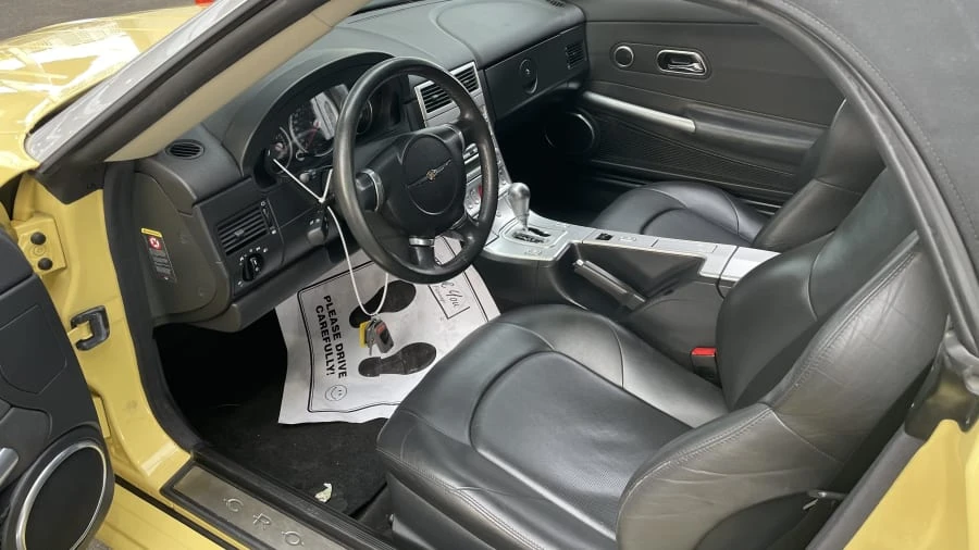 2005 Chrysler Crossfire - Image 4 of 5