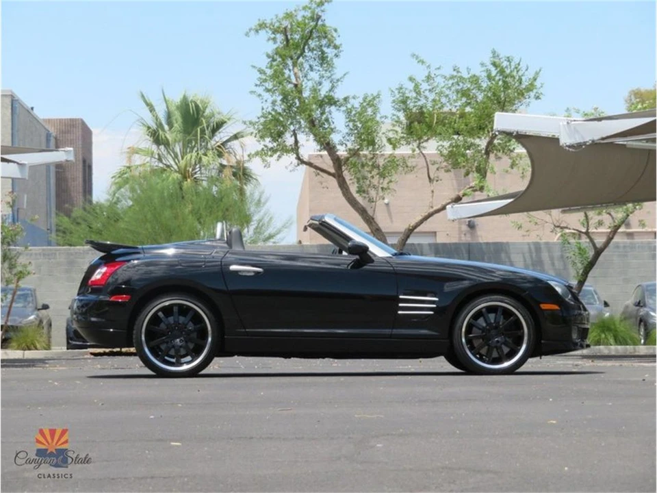 2005 Chrysler Crossfire - Image 2 of 31