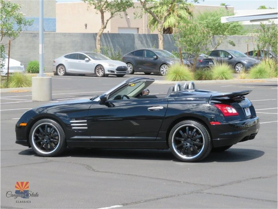 2005 Chrysler Crossfire - Image 9 of 31