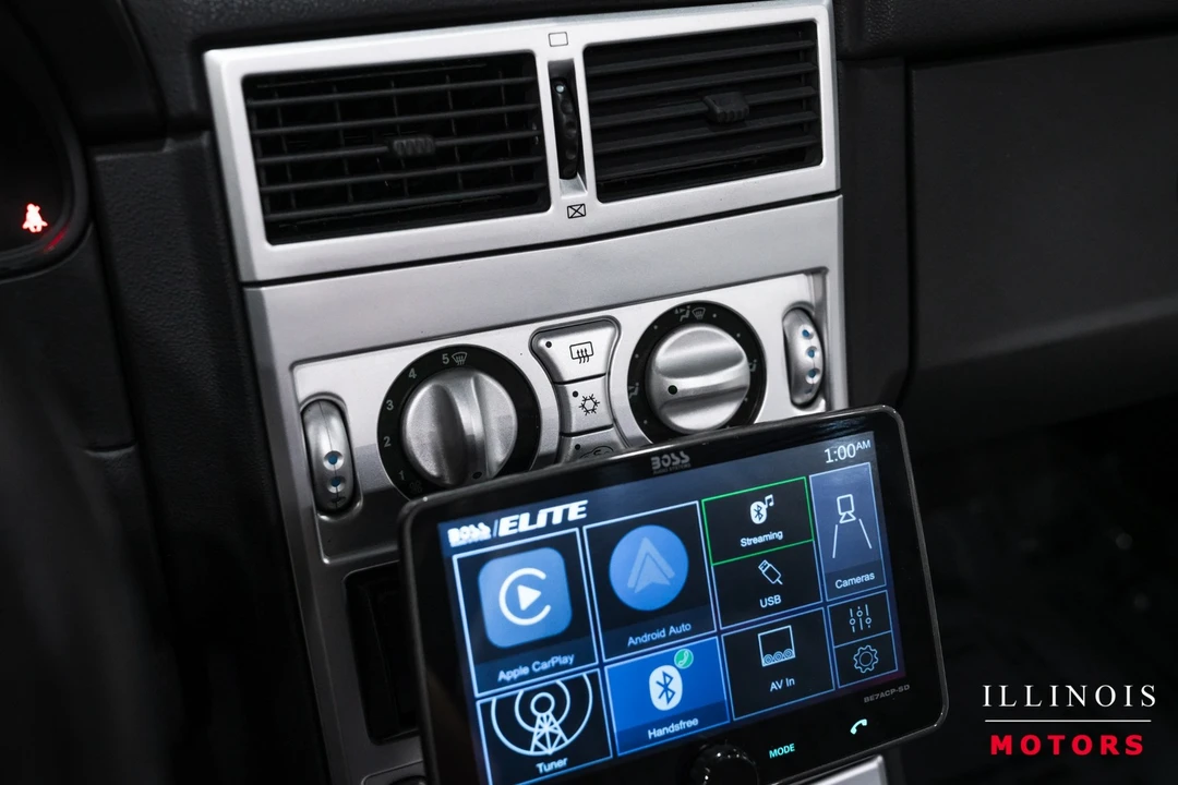 2005 Chrysler Crossfire - Image 23 of 31