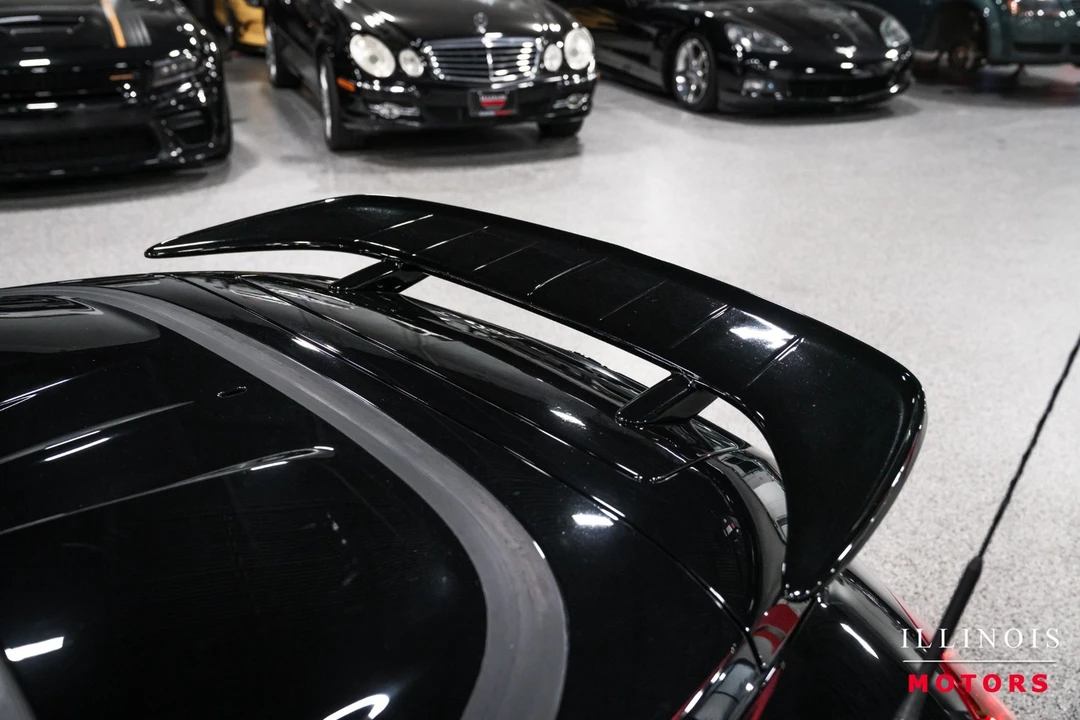2005 Chrysler Crossfire - Image 15 of 31