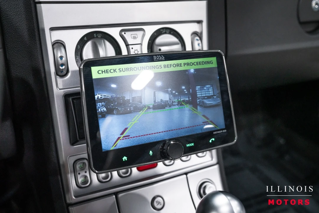 2005 Chrysler Crossfire - Image 25 of 31