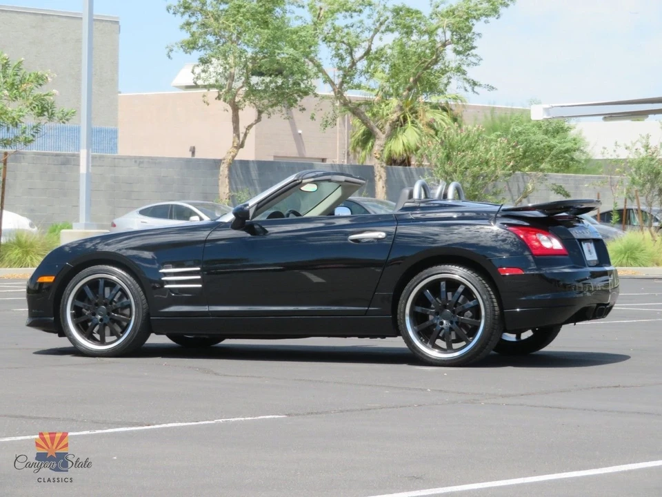 2005 Chrysler Crossfire - Image 10 of 31