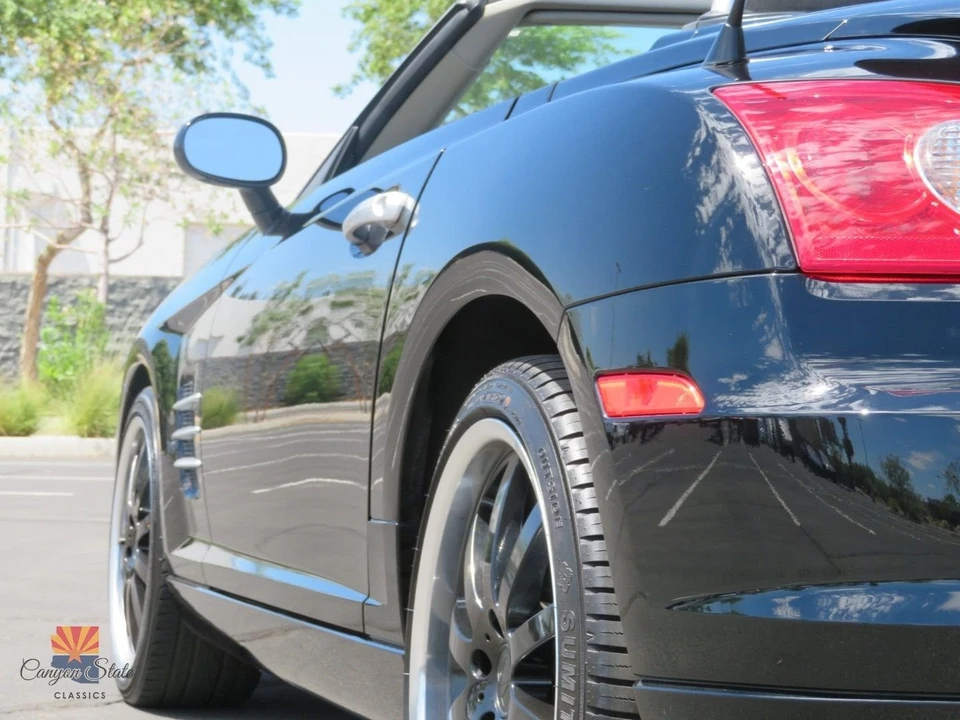 2005 Chrysler Crossfire - Image 25 of 31