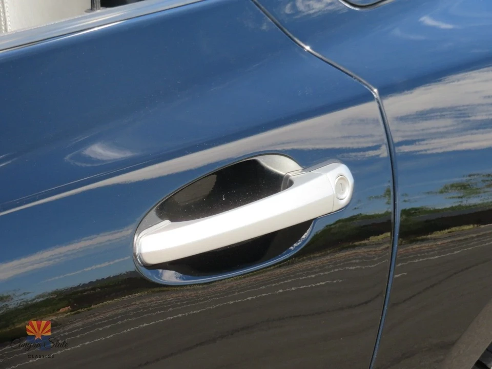 2005 Chrysler Crossfire - Image 28 of 31