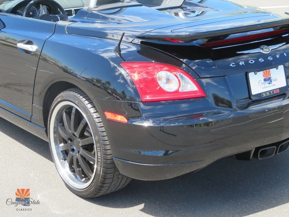 2005 Chrysler Crossfire - Image 16 of 31