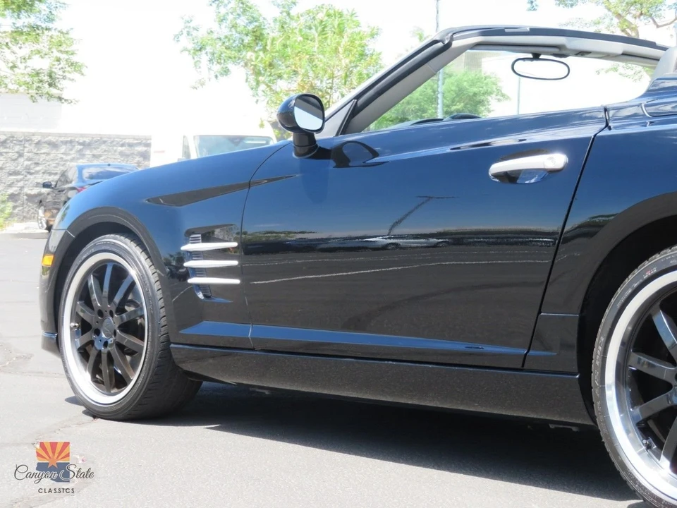 2005 Chrysler Crossfire - Image 22 of 31