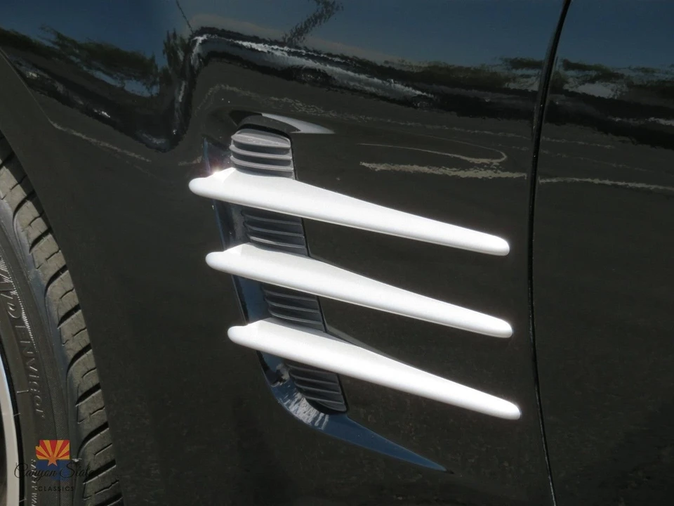 2005 Chrysler Crossfire - Image 27 of 31