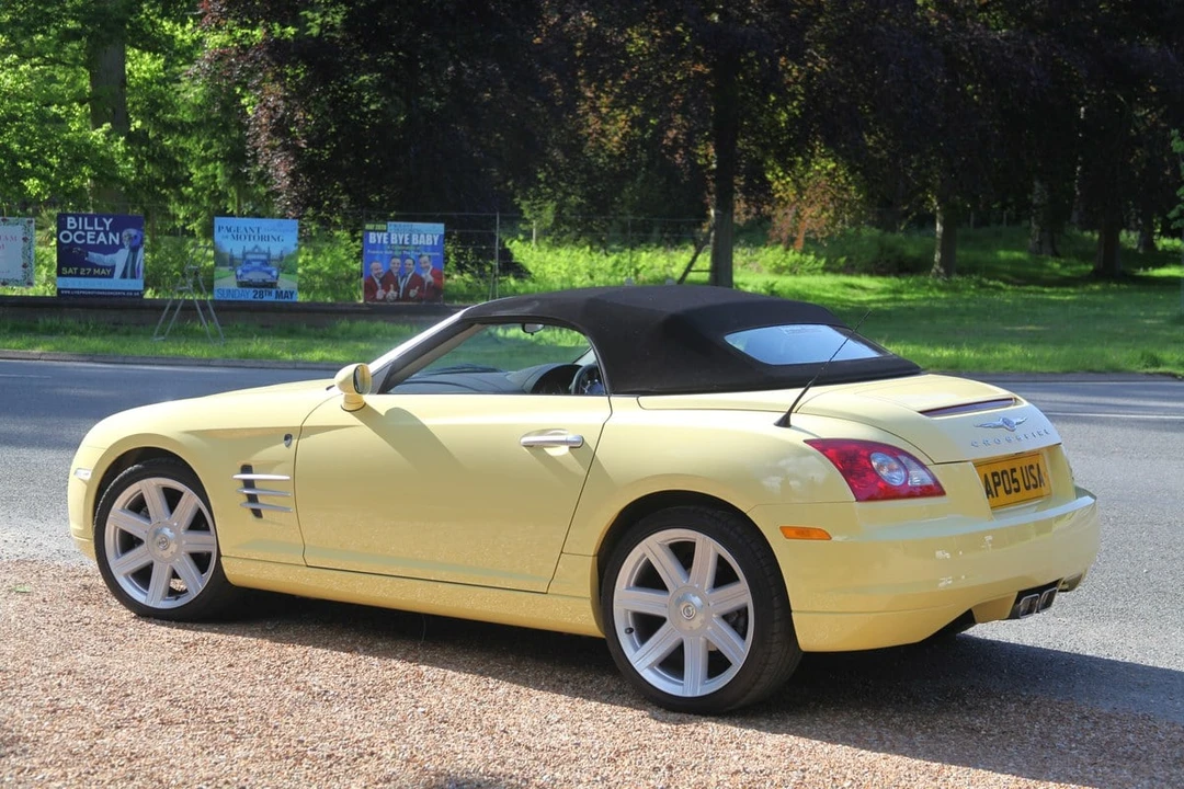 2005 Chrysler Crossfire - Image 23 of 30