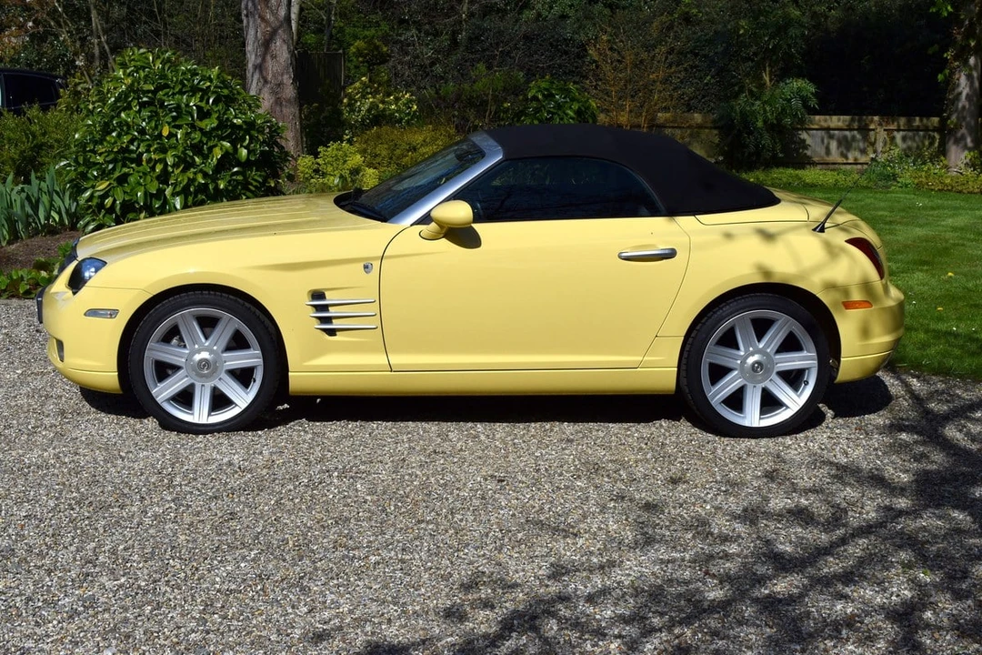 2005 Chrysler Crossfire - Image 25 of 30
