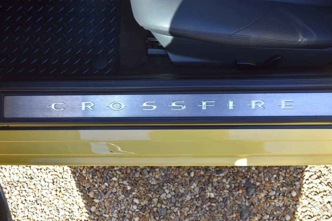 2005 Chrysler Crossfire - Image 24 of 30