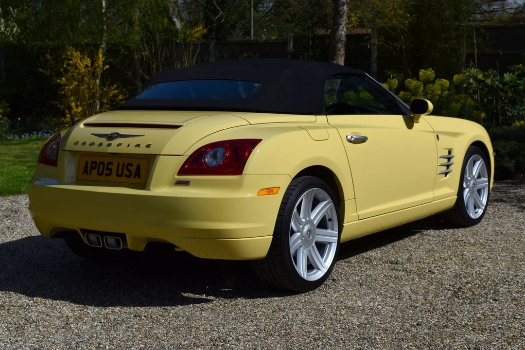 2005 Chrysler Crossfire - Image 19 of 30