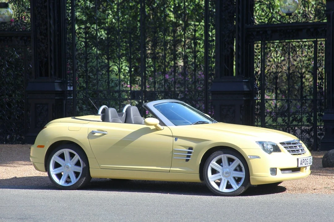 2005 Chrysler Crossfire - Image 13 of 30