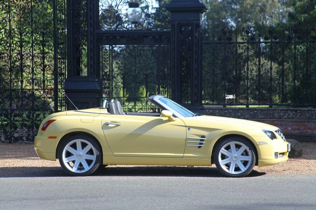 2005 Chrysler Crossfire - Image 26 of 30