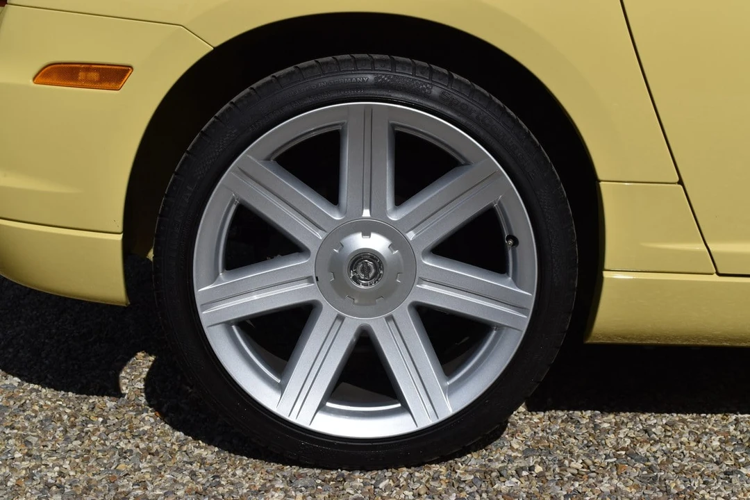 2005 Chrysler Crossfire - Image 29 of 30