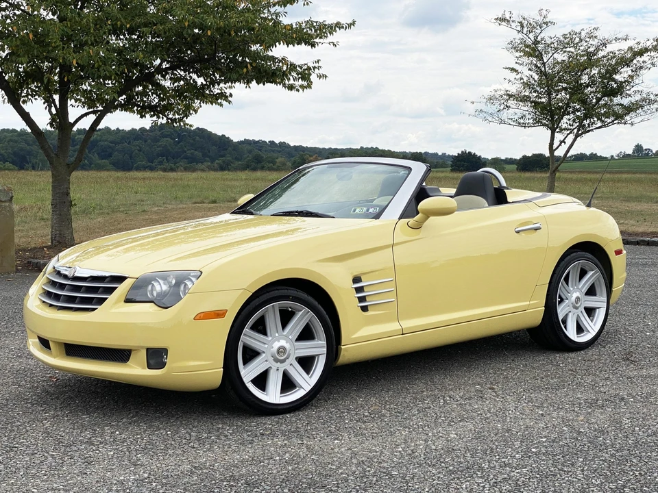 2005 Chrysler Crossfire - Image 3 of 31