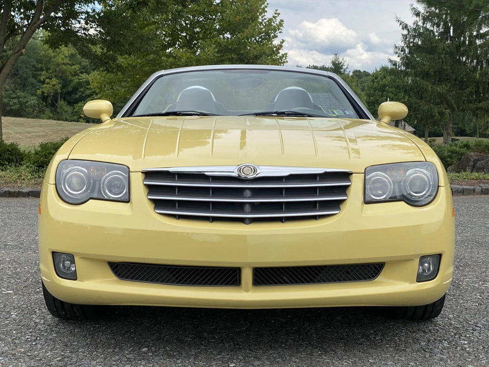 2005 Chrysler Crossfire - Image 16 of 31