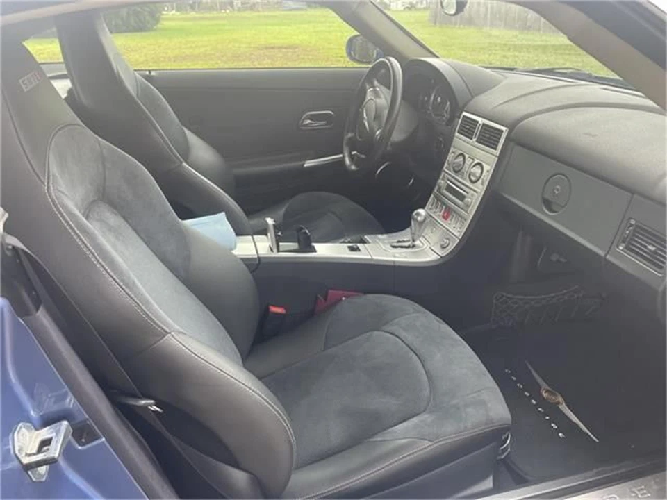 2005 Chrysler Crossfire - Image 2 of 29
