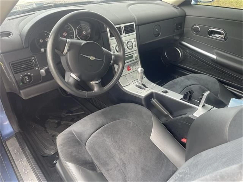 2005 Chrysler Crossfire - Image 12 of 29