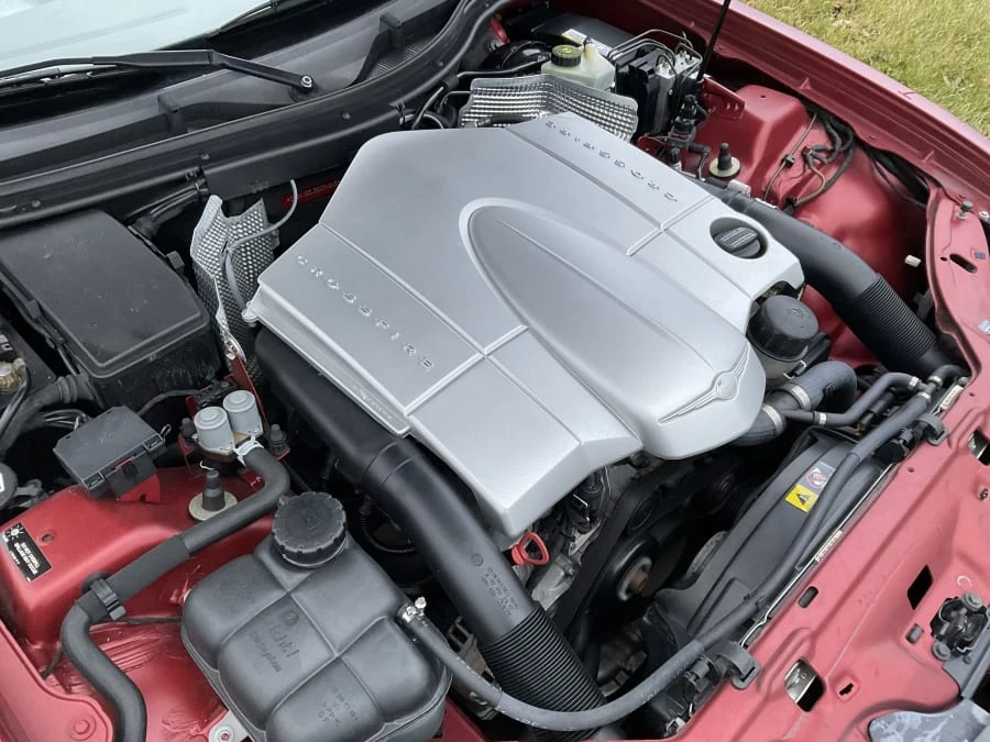 2005 Chrysler Crossfire - Image 9 of 10