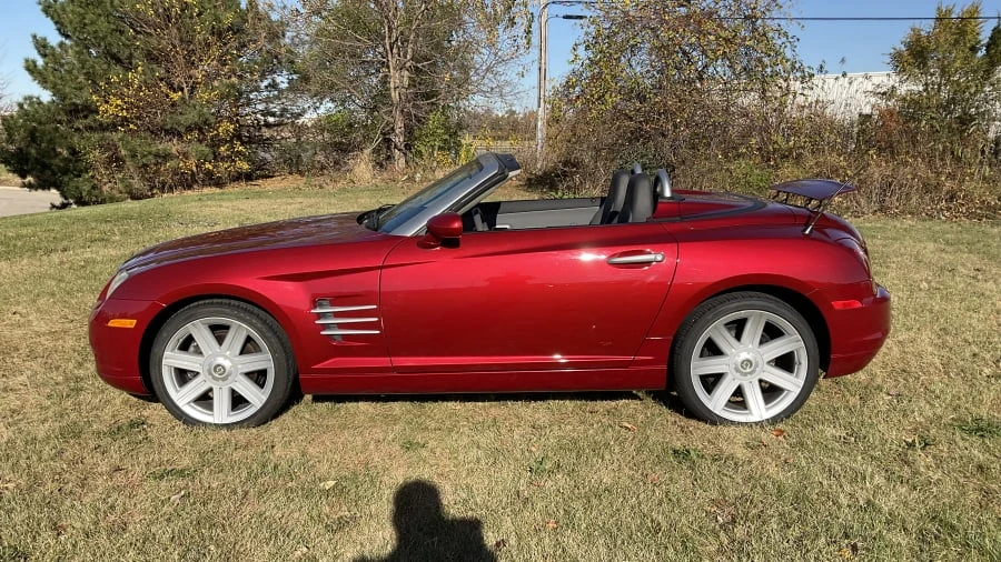 2005 Chrysler Crossfire - Image 2 of 10