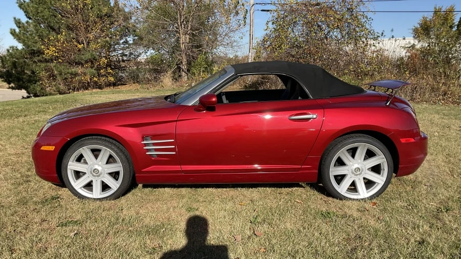 2005 Chrysler Crossfire - Image 5 of 10