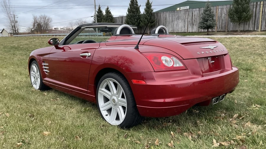 2005 Chrysler Crossfire - Image 3 of 10