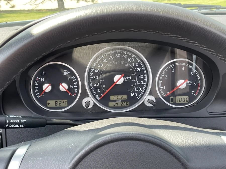 2005 Chrysler Crossfire - Image 11 of 13