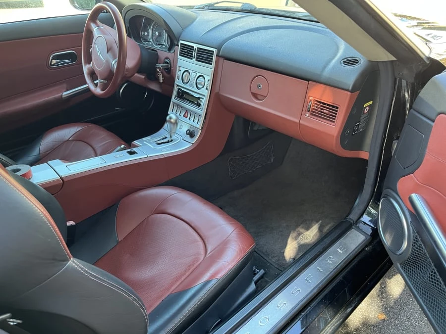 2005 Chrysler Crossfire - Image 7 of 12