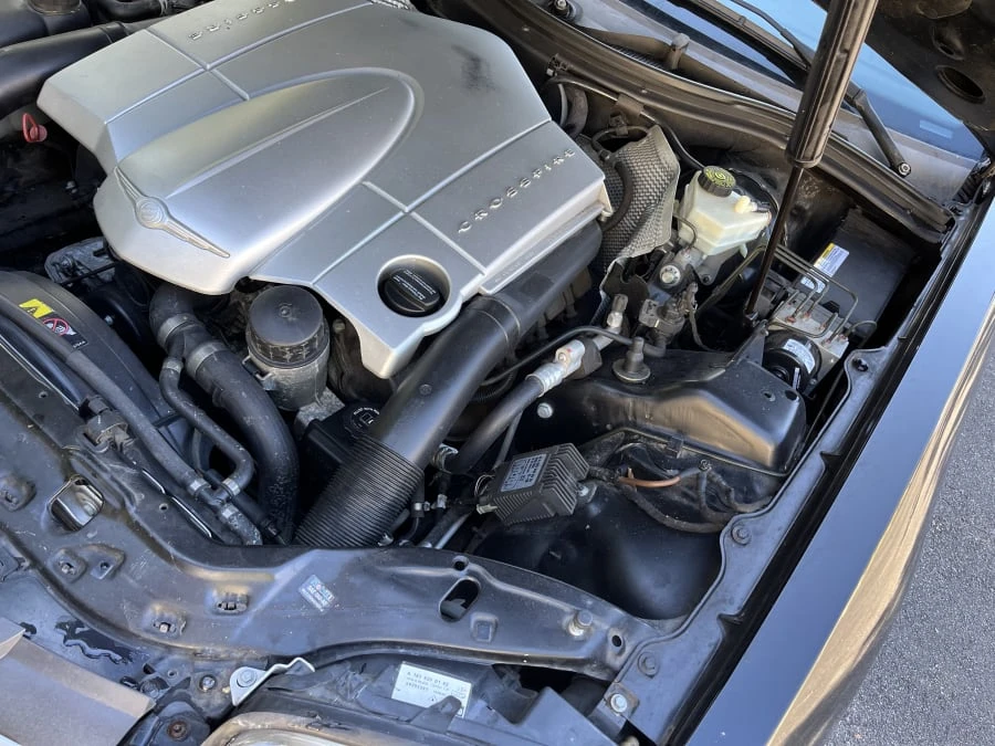 2005 Chrysler Crossfire - Image 10 of 12