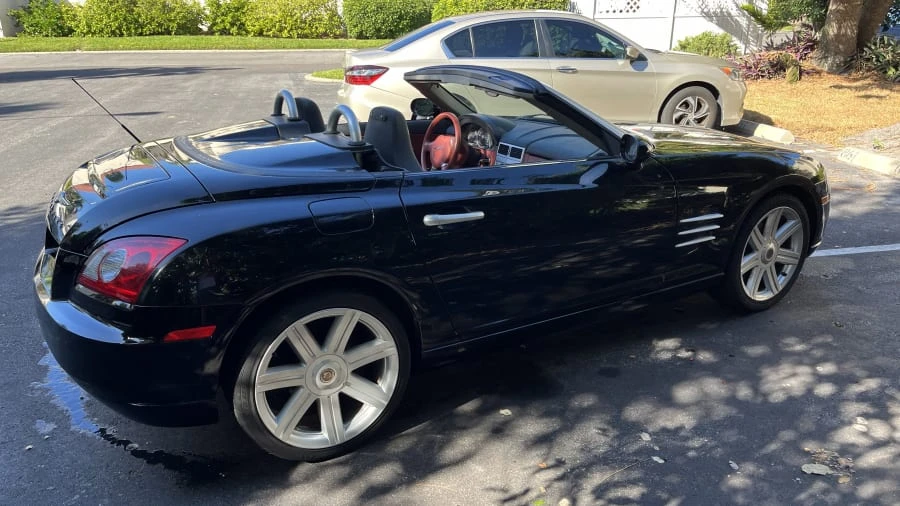 2005 Chrysler Crossfire - Image 2 of 12