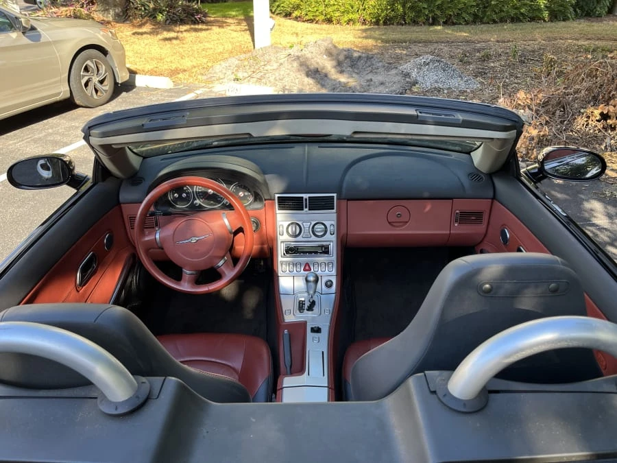 2005 Chrysler Crossfire - Image 6 of 12