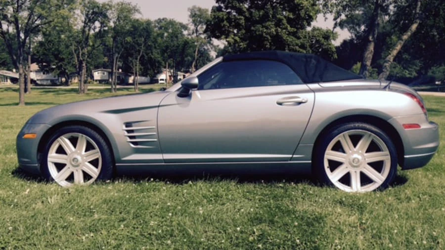 2005 Chrysler Crossfire - Image 2 of 4