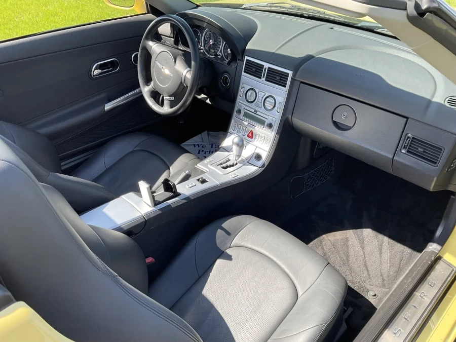 2005 Chrysler Crossfire - Image 8 of 12
