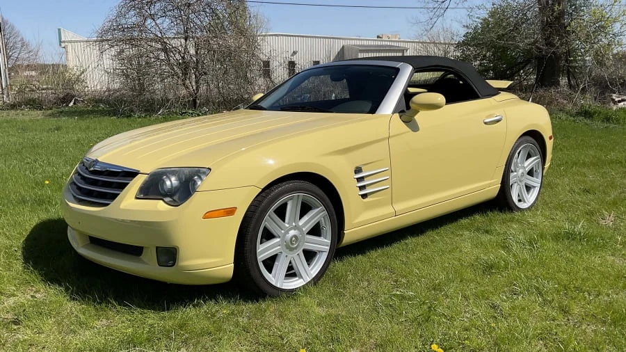 2005 Chrysler Crossfire - Image 4 of 12