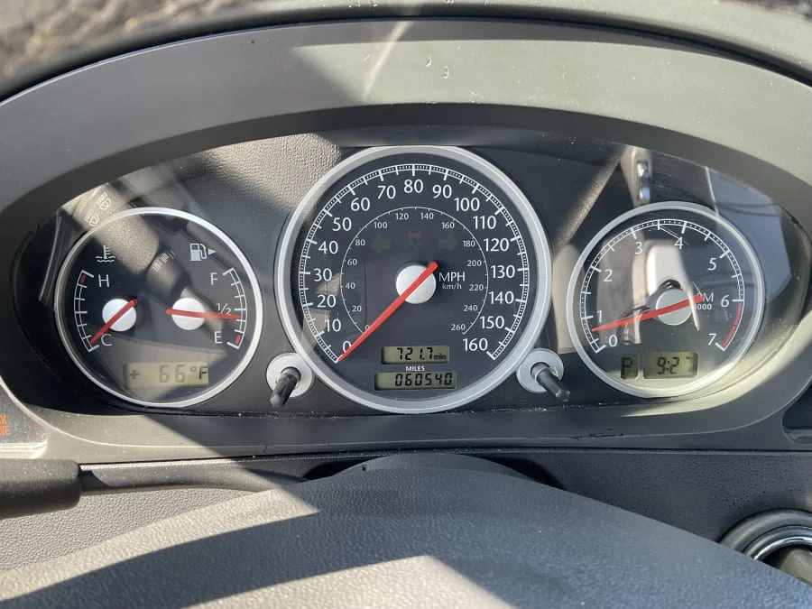 2005 Chrysler Crossfire - Image 10 of 12