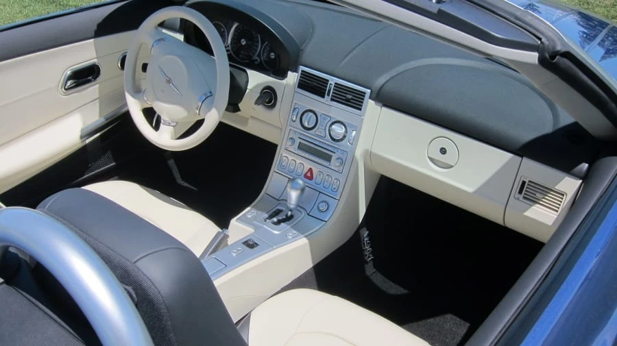 2005 Chrysler Crossfire - Image 3 of 12