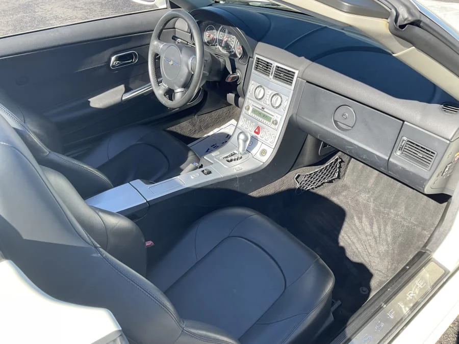 2005 Chrysler Crossfire - Image 9 of 12