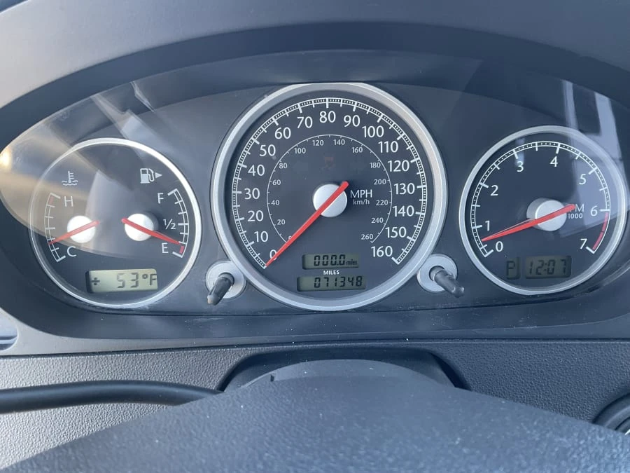 2005 Chrysler Crossfire - Image 8 of 12