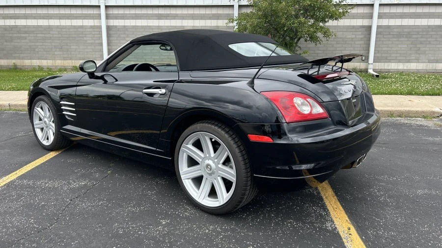 2005 Chrysler Crossfire - Image 6 of 11