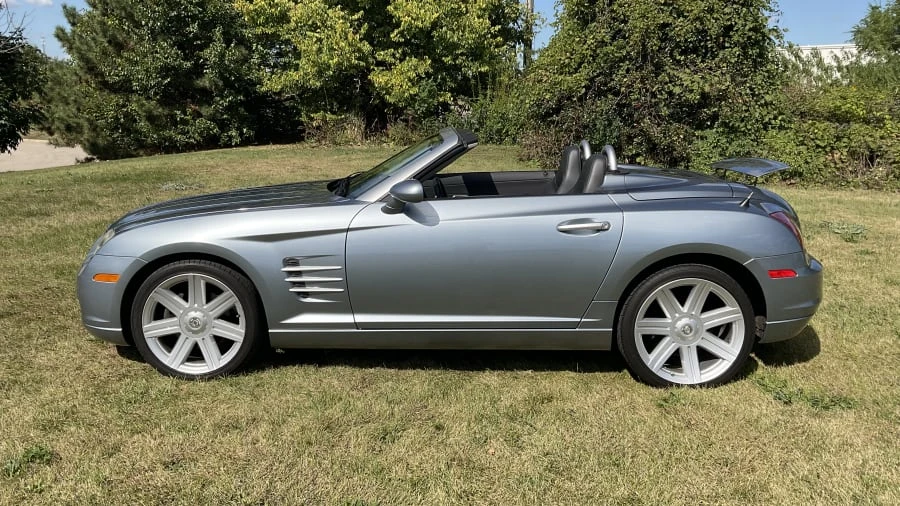 2005 Chrysler Crossfire - Image 2 of 13