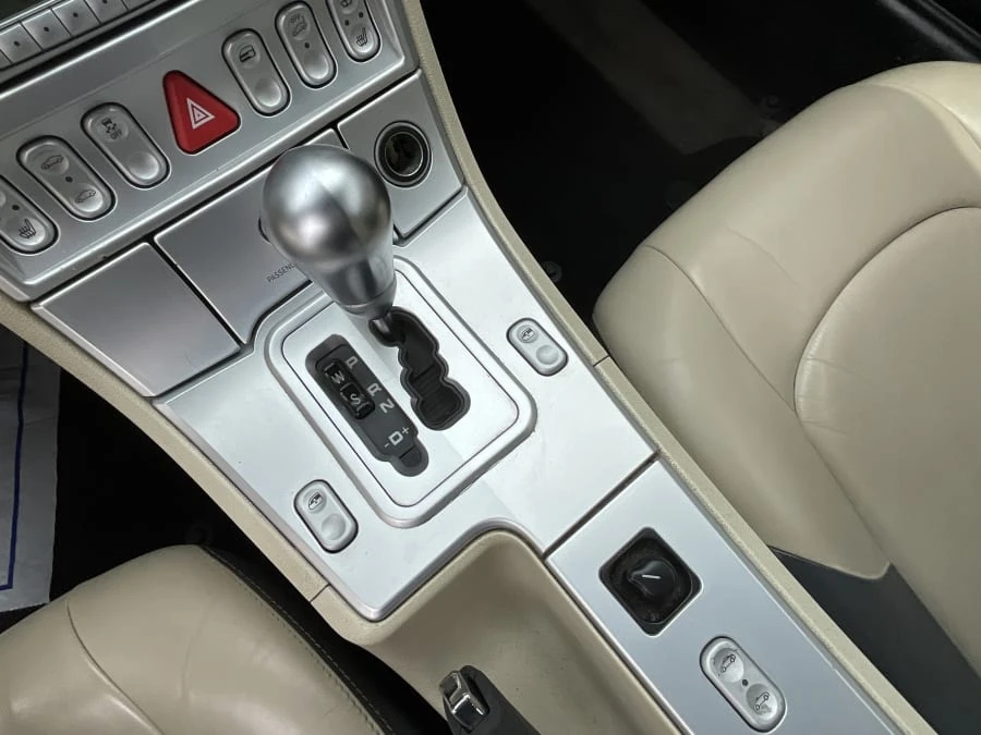 2005 Chrysler Crossfire - Image 11 of 13