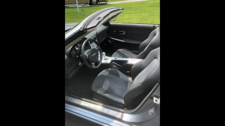 2005 Chrysler Crossfire - Image 3 of 6