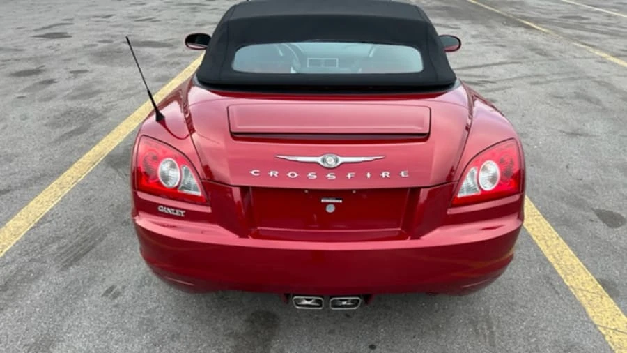 2005 Chrysler Crossfire - Image 10 of 16