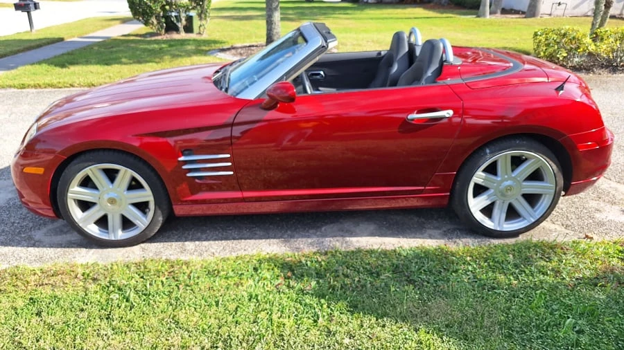 2005 Chrysler Crossfire - Image 2 of 15
