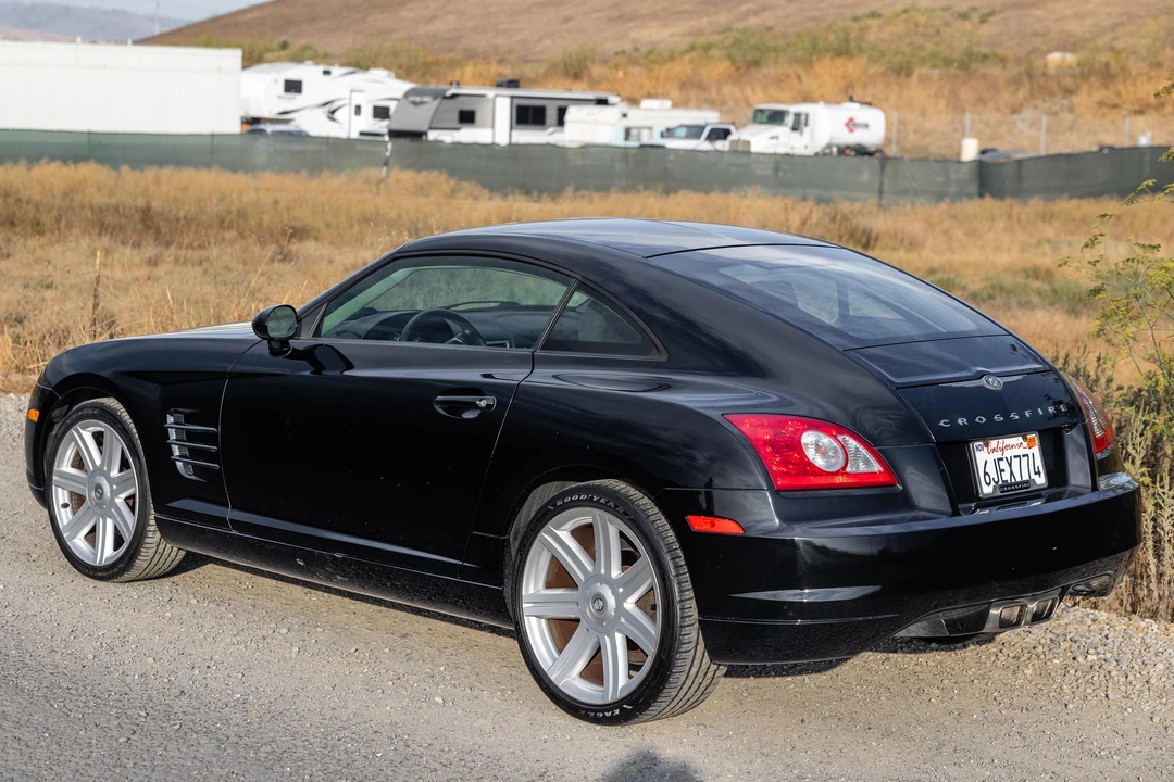 2005 Chrysler Crossfire - Image 4 of 31