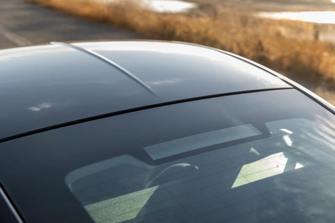 2005 Chrysler Crossfire - Image 28 of 31