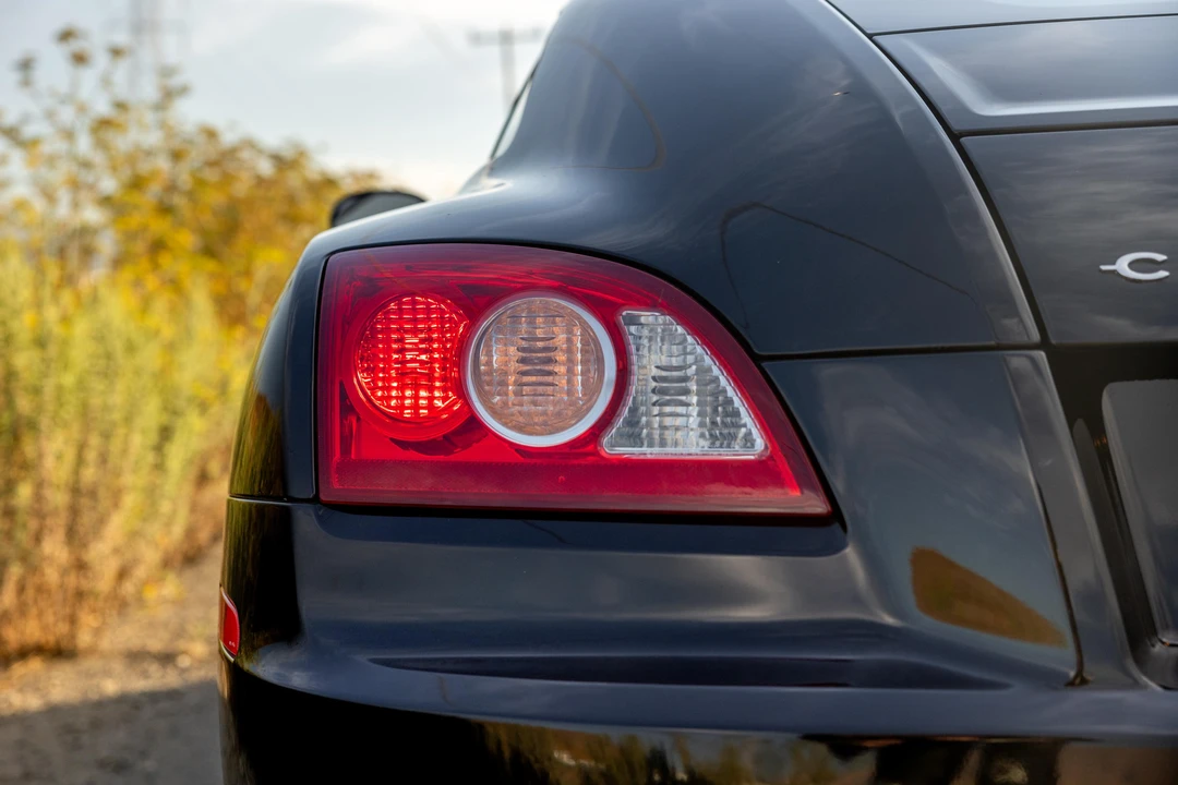2005 Chrysler Crossfire - Image 29 of 31