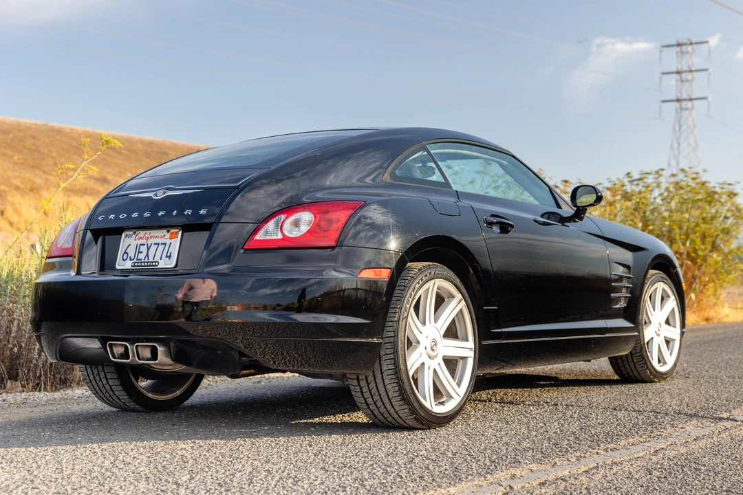 2005 Chrysler Crossfire - Image 8 of 31