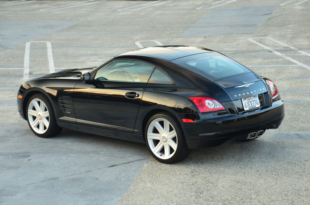 2005 Chrysler Crossfire - Image 27 of 31